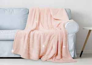 różowy koc efekt brokatu 150x200 SILVER