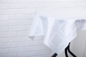 ecru obrus plamoodporny 150x400 NATALIA