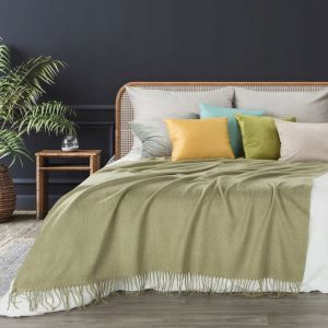 oliwkowy koc akrylowy z frędzlami monte 130x170 EUROFIRANY