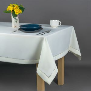 kremowy obrus z mereżką 240 MESA