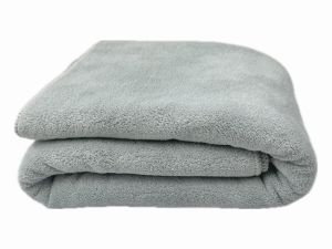 popielaty ręcznik fitness pro szybkoschnący