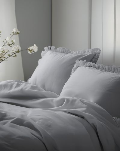 light grey_06.jpg