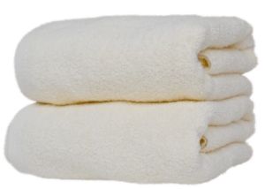 kremowy ręcznik kąpielowy gładki RUBIN 500g/m2