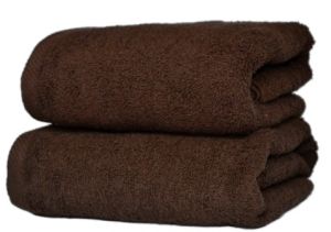 czekoladowy ręcznik kąpielowy gładki RUBIN 500g/m2